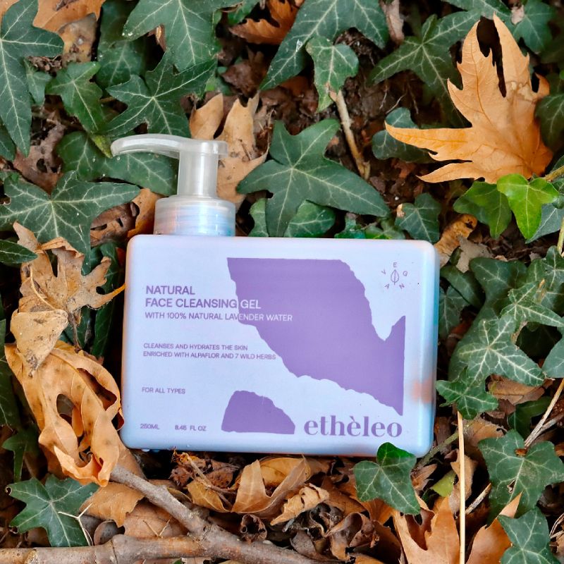 Etheleo Natural Cleansing Gel 250ml για καθημερινό καθαρισμό προσώπου και ενυδάτωση.