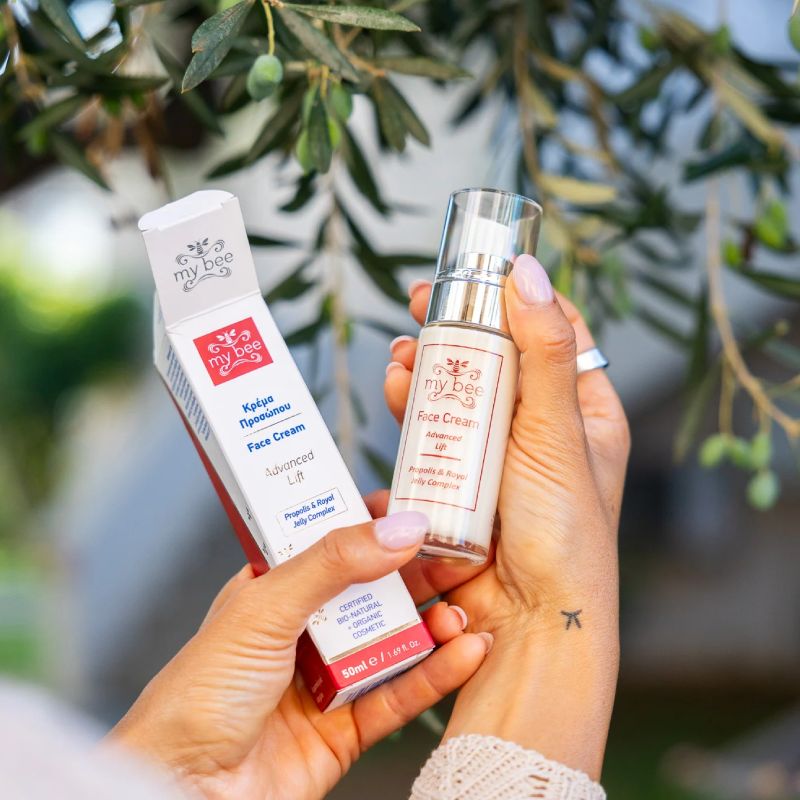 My Bee Advanced Lift Κρέμα Προσώπου 50ml με βασιλικό πολτό και πρόπολη.