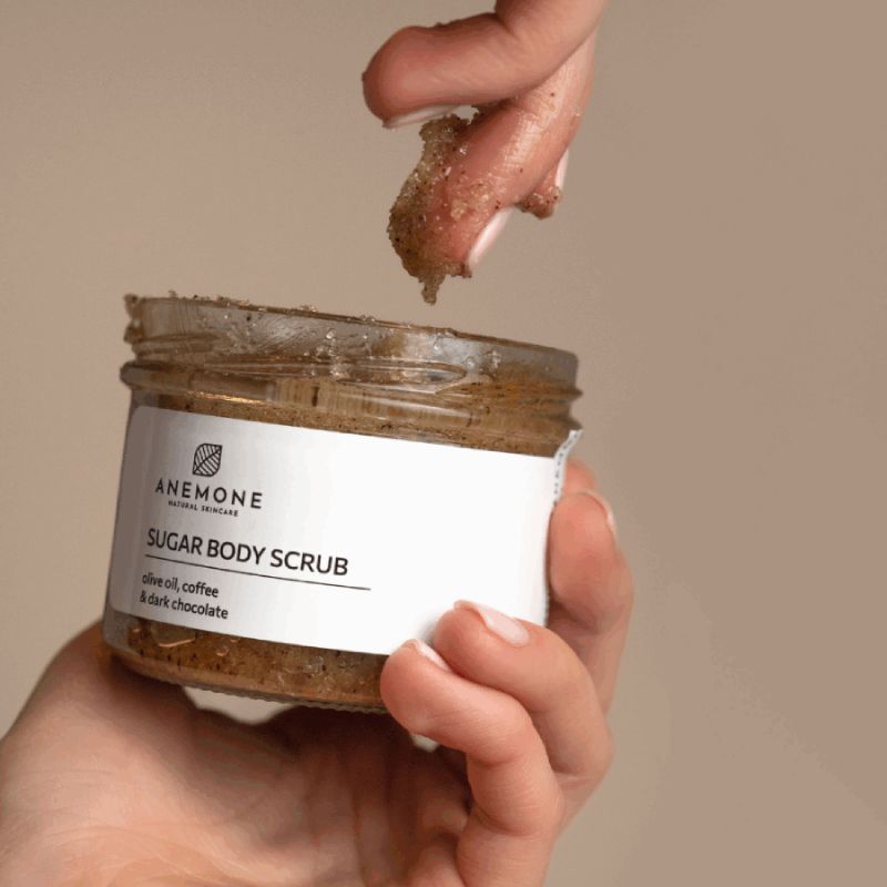 Anemone Body Scrub Καφές & Σοκολάτα 250ml απολεπιστικό σώματος κατά της κυτταρίτιδας με κόκκους καφέ.