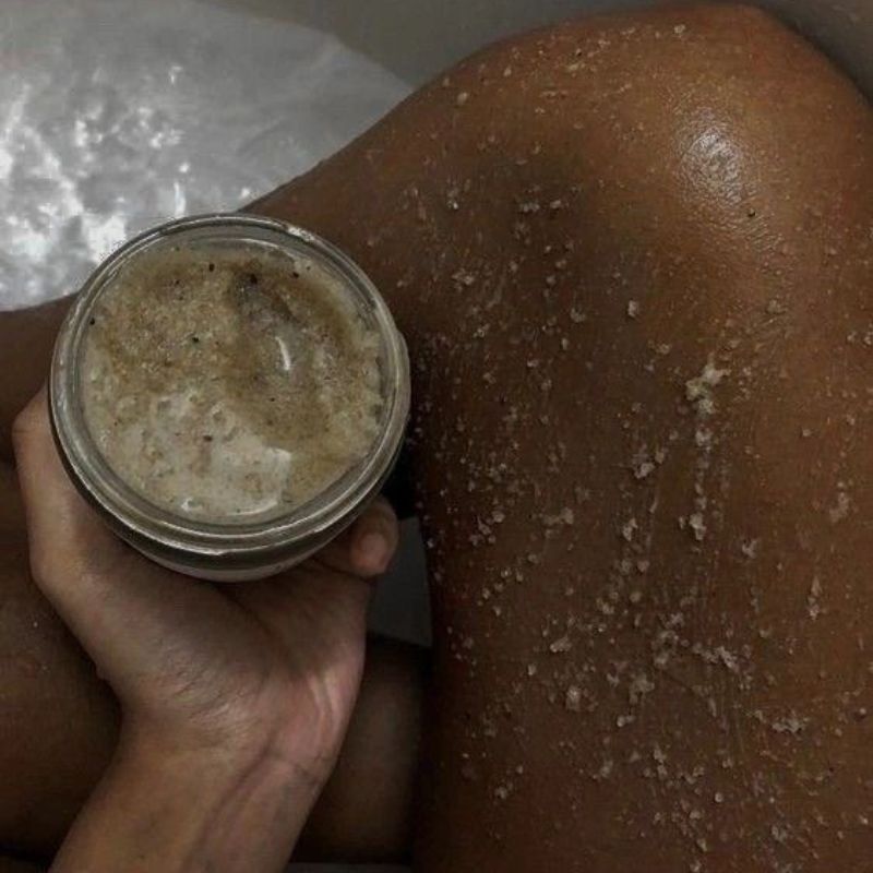 Anemone Body Scrub Καφές & Σοκολάτα 250ml απολεπιστικό σώματος κατά της κυτταρίτιδας με κόκκους καφέ.