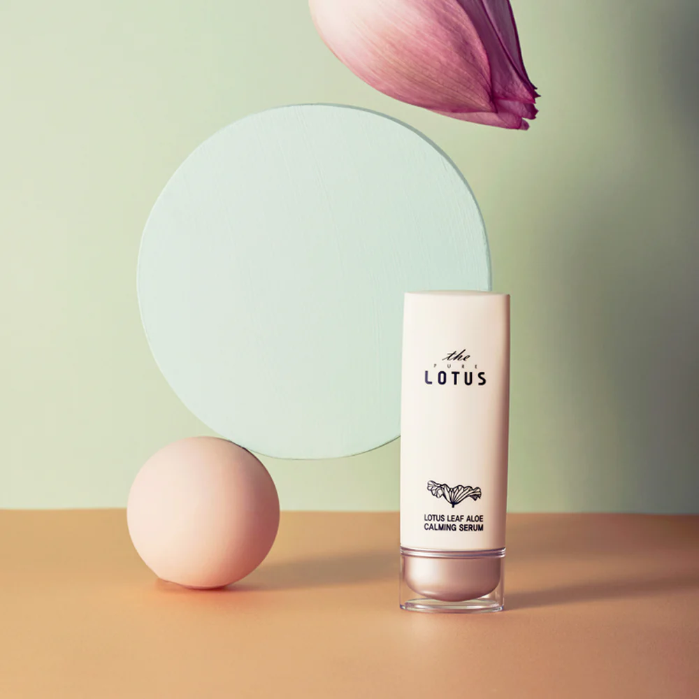 The Pure Lotus Leaf Aloe Calming Serum καταπραϋντικός ορός προσώπου με εκχύλισμα φύλλων λωτού και αλόη από το νησί Τζέτζου.