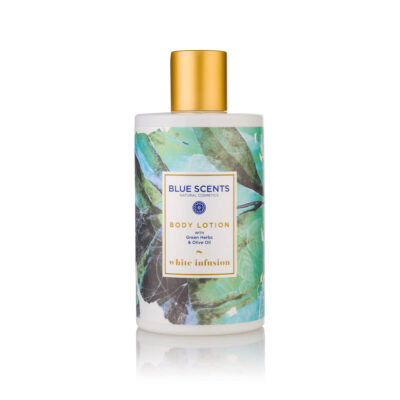 Blue Scents Γαλάκτωμα Σώματος White Infusion 300ml, μια ενυδατική λοσιόν με εκλεπτυσμένο και καθαρό άρωμα, που προσφέρει ανάλαφρη περιποίηση, αφήνοντας την επιδερμίδα ενυδατωμένη, απαλή και διακριτικά αρωματισμένη.